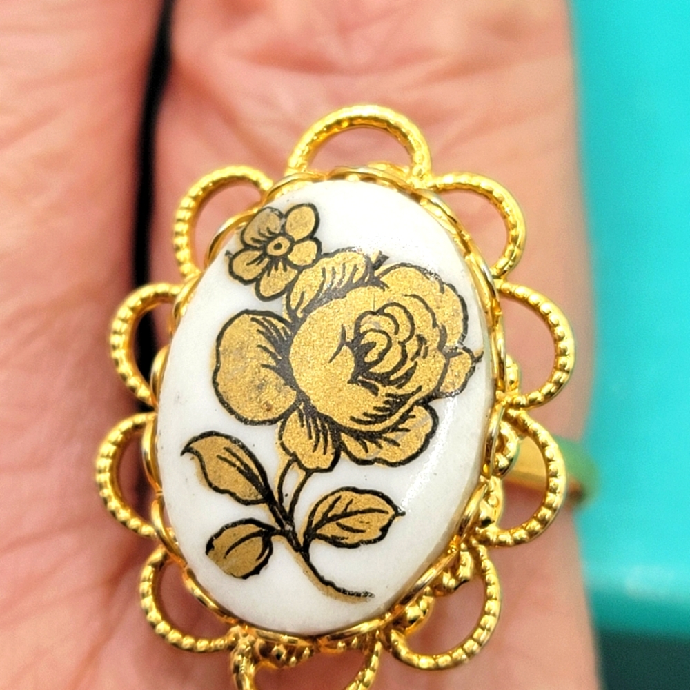 Rose Ring Size 6 - image 1